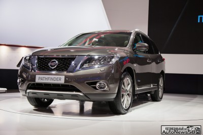 Nissan-Pathfinder-2014-autonews58