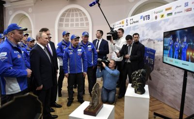 Путин встретился с командой «КАМАЗ-мастер»