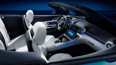 Интерьер нового Mercedes-AMG SL