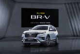 Honda представила компактный кроссовер BR-V второго поколения.